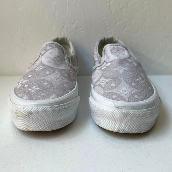 Vans x Kith 10th Anniversary OG Classic Slip-On LX Shoes Gray Unisex W7/M5.5 - Picture 4 of 12